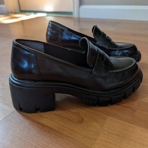 Black Crown Vintage 'Sage' Lug Sole Loafers, size 6.5